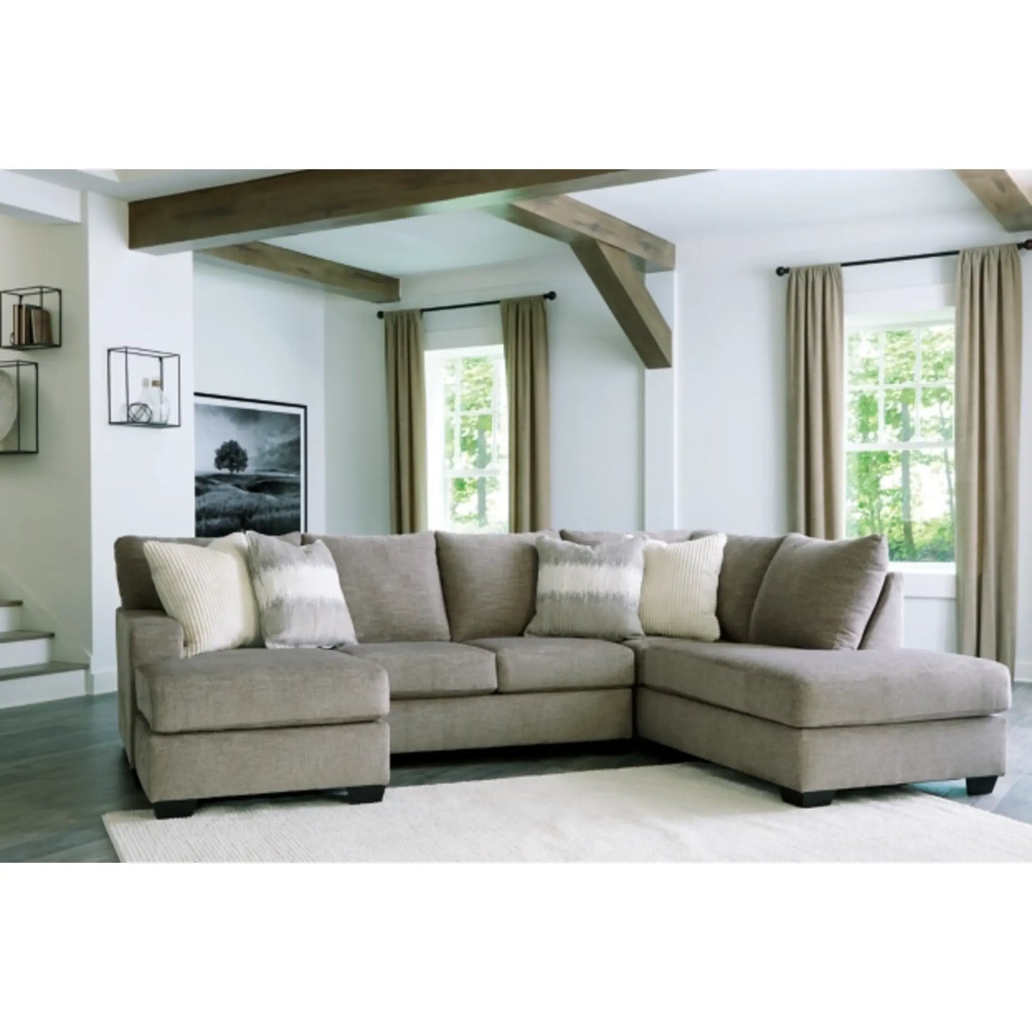 Creswell 2-Piece Sectional with Chaise