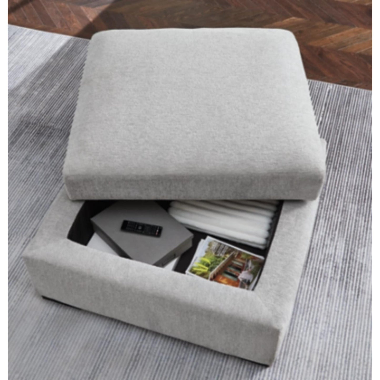 Gabyleigh Ottoman With Storage