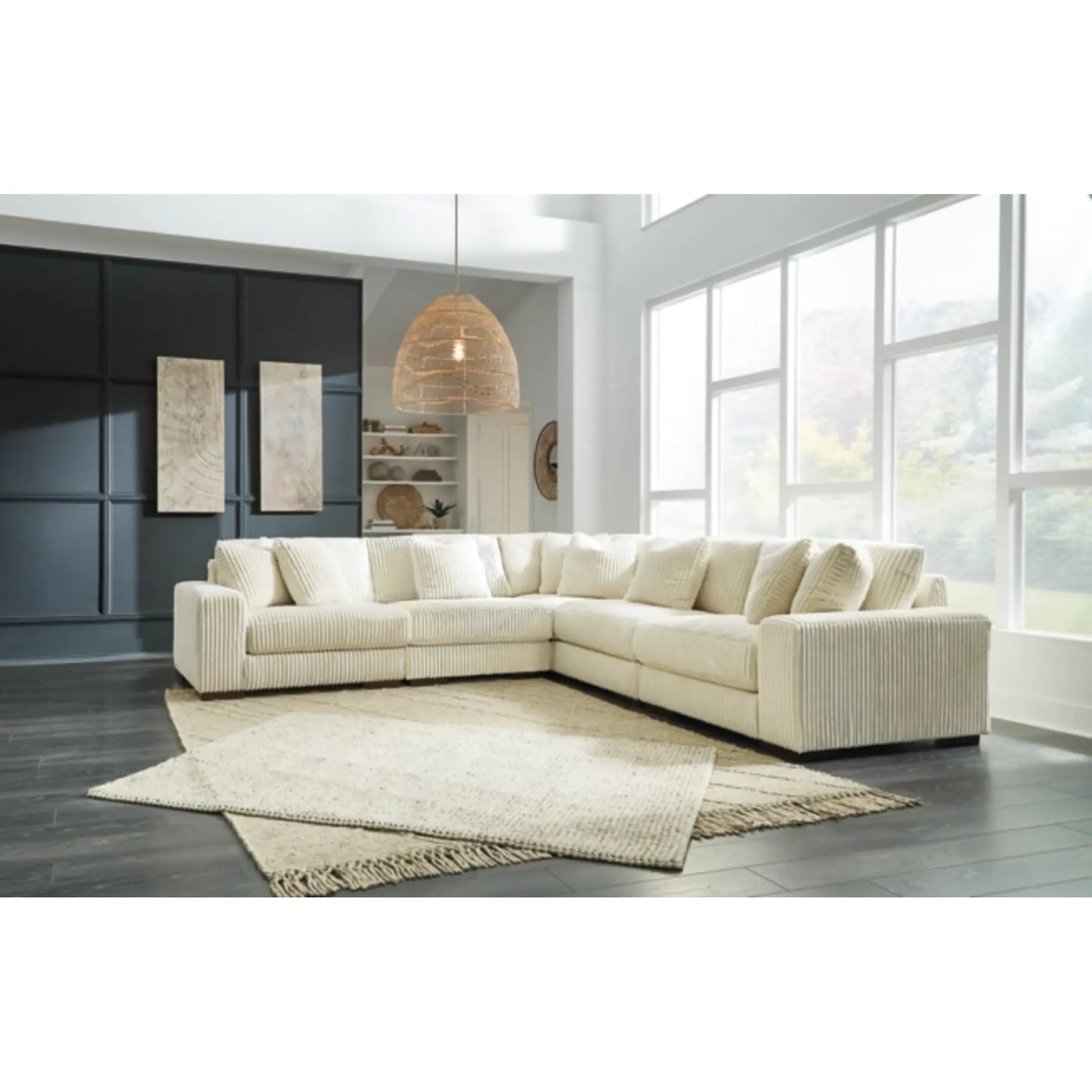 Lindyn 5-Piece Sectional