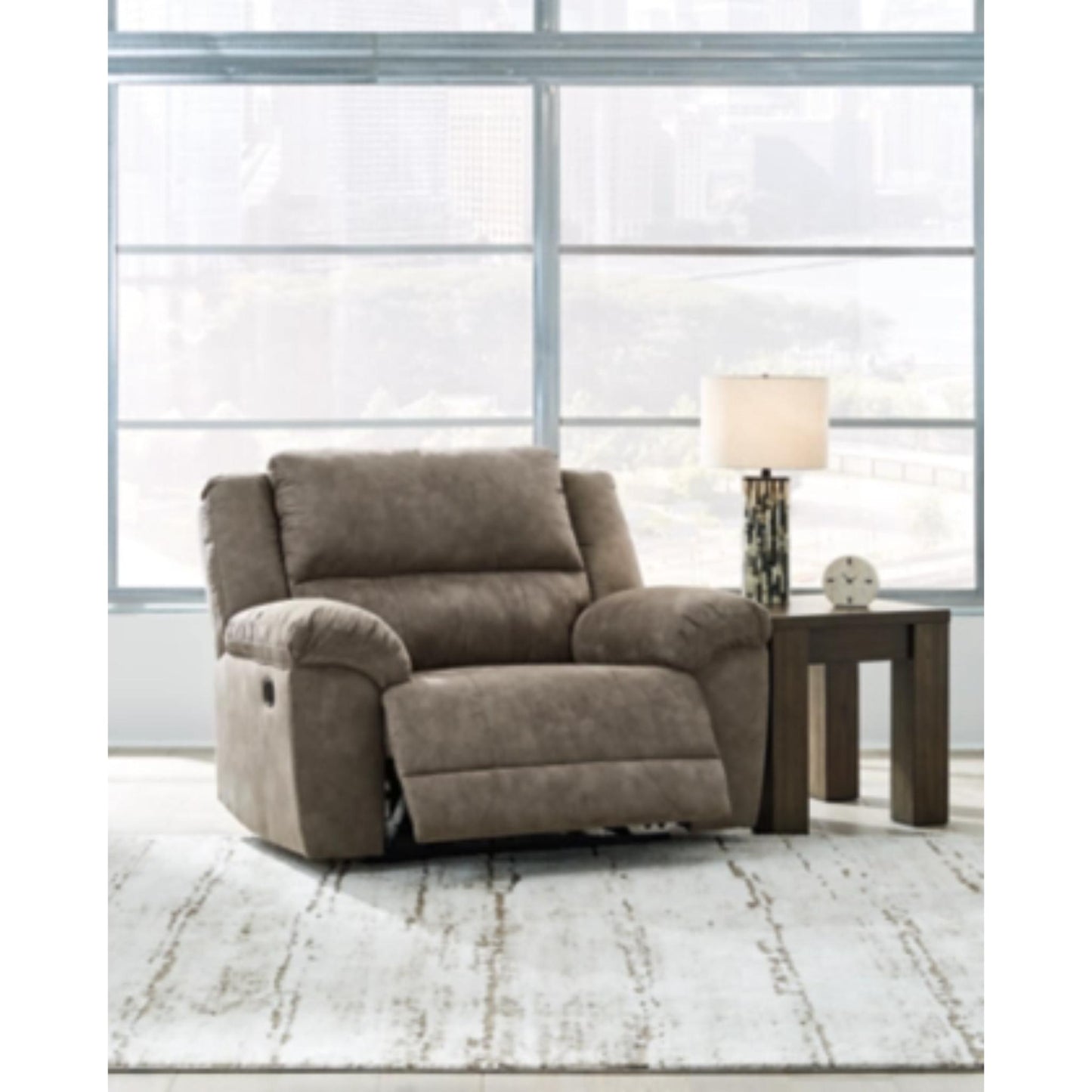 Laresview Manual Zero Wall Wide Seat Recliner