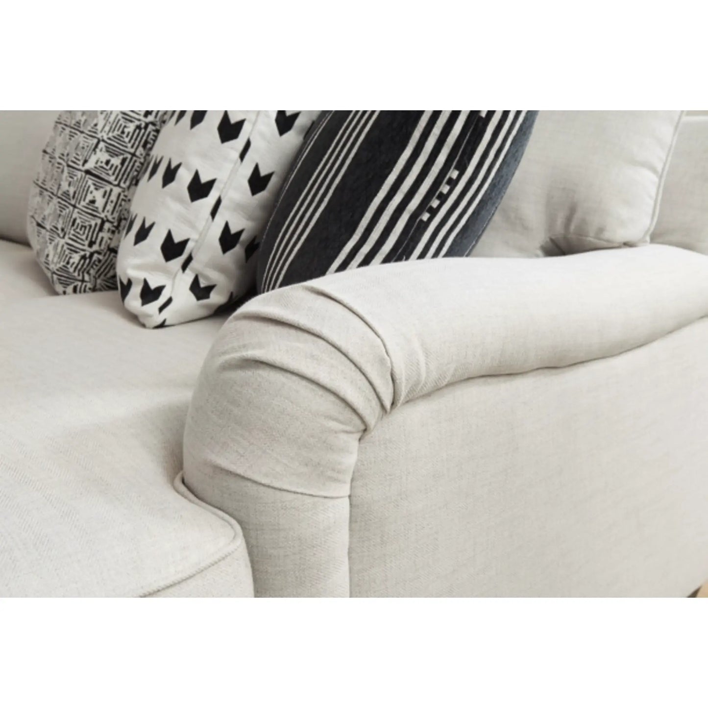 Huntsworth 4-Piece Sectional with Chaise - Dove Gray