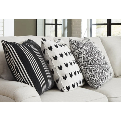Huntsworth 4-Piece Sectional with Chaise - Dove Gray