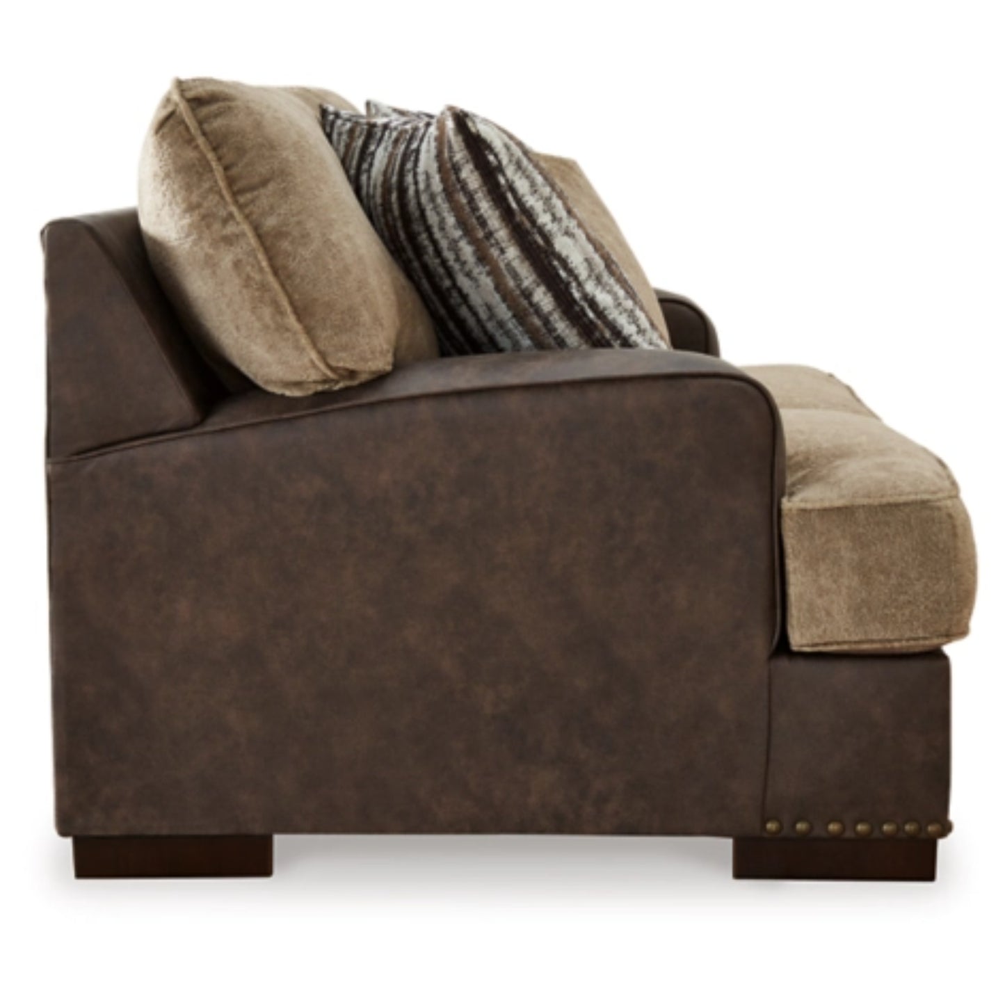 Alesbury Loveseat - Chocolate