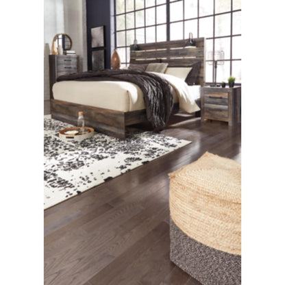 King Drystan Panel Bed
