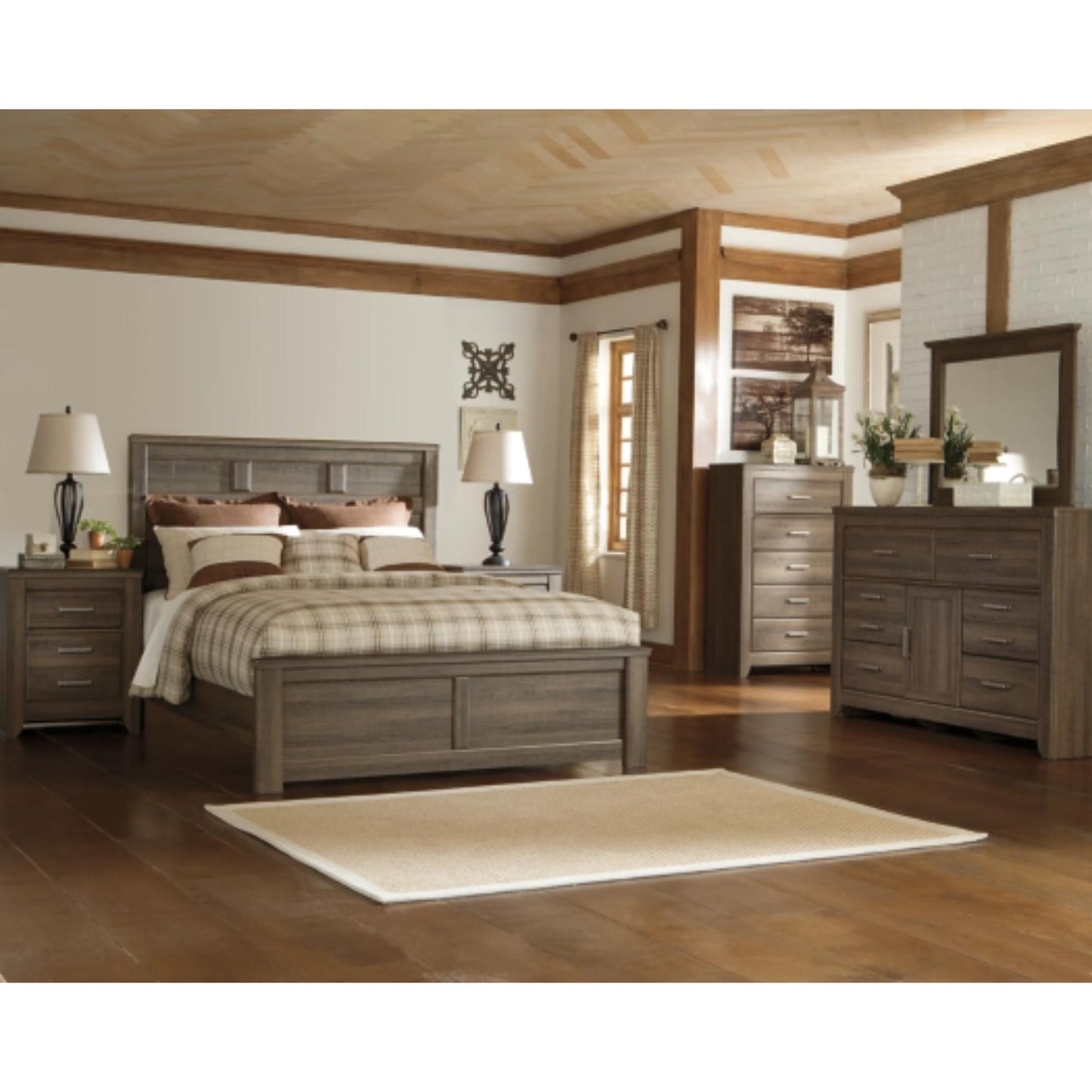 Queen Juararo Panel Bed