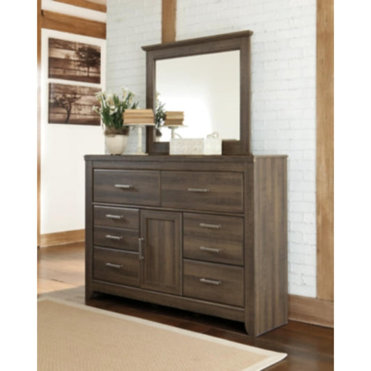 Juararo Dresser and Mirror