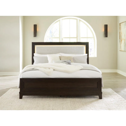 King Neymorton Upholstered Panel Bed