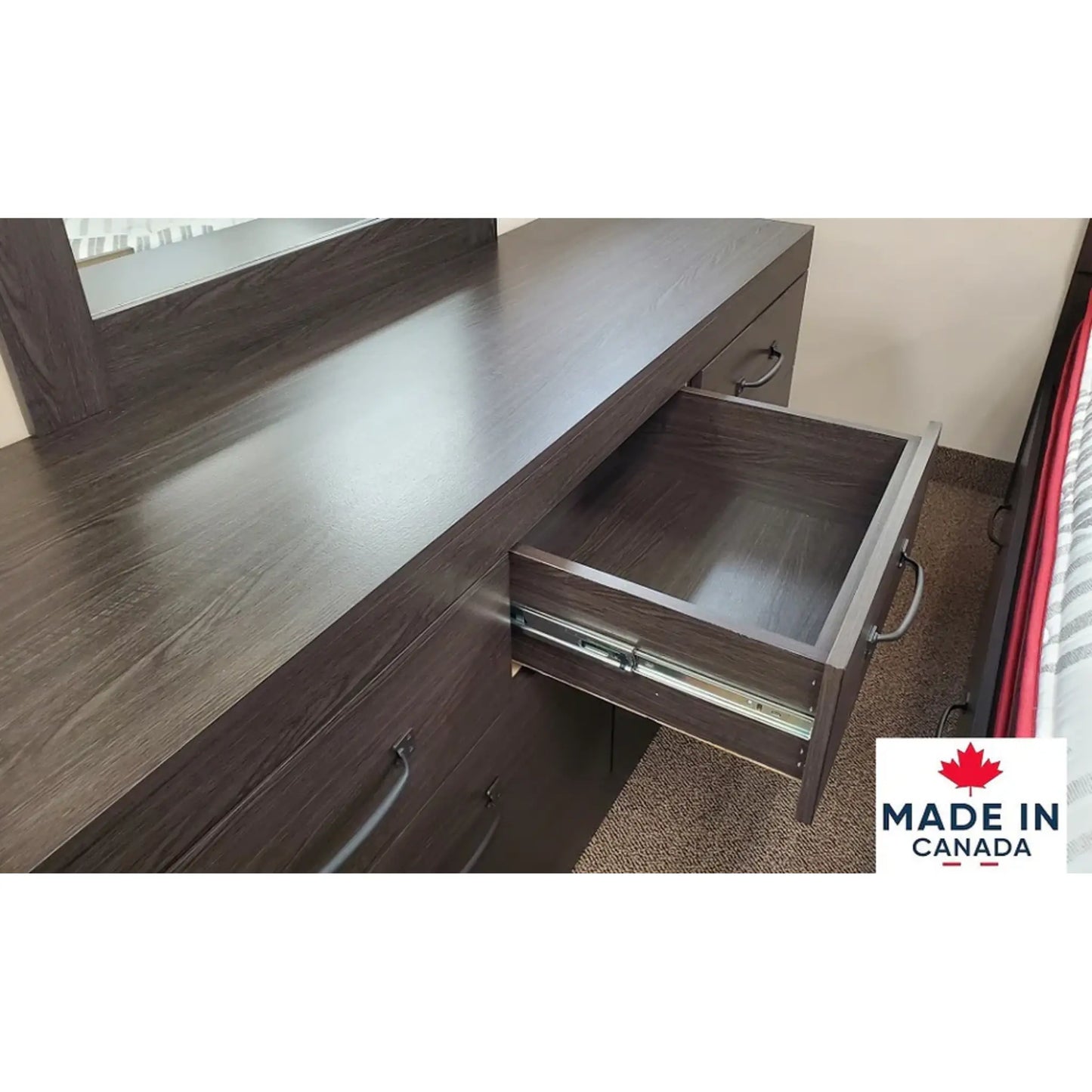 Ruston Custom Double / Queen 6pc Storage Bedroom Set – Canadian Made 5060