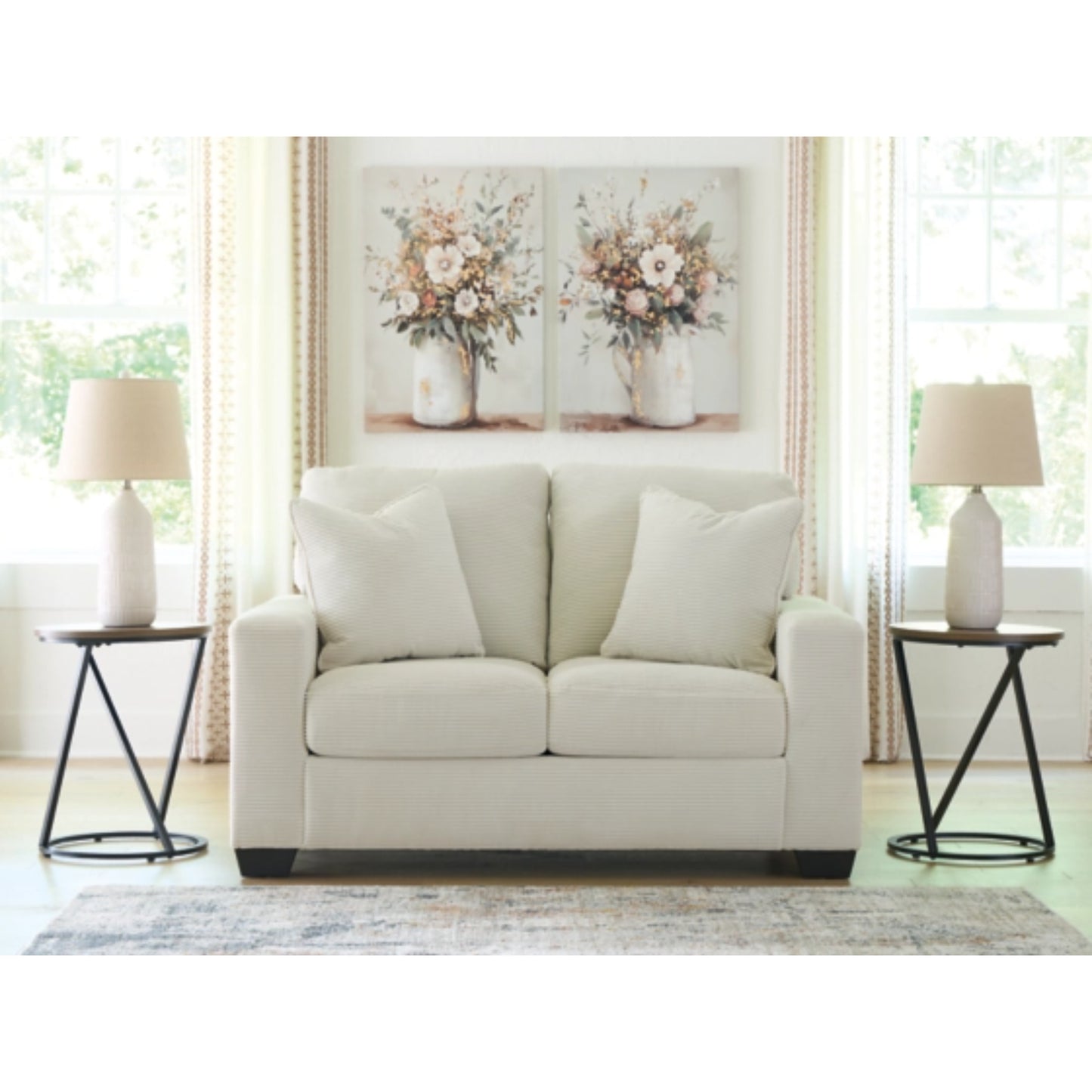 Greenbriar Loveseat - Ivory  / Smoke
