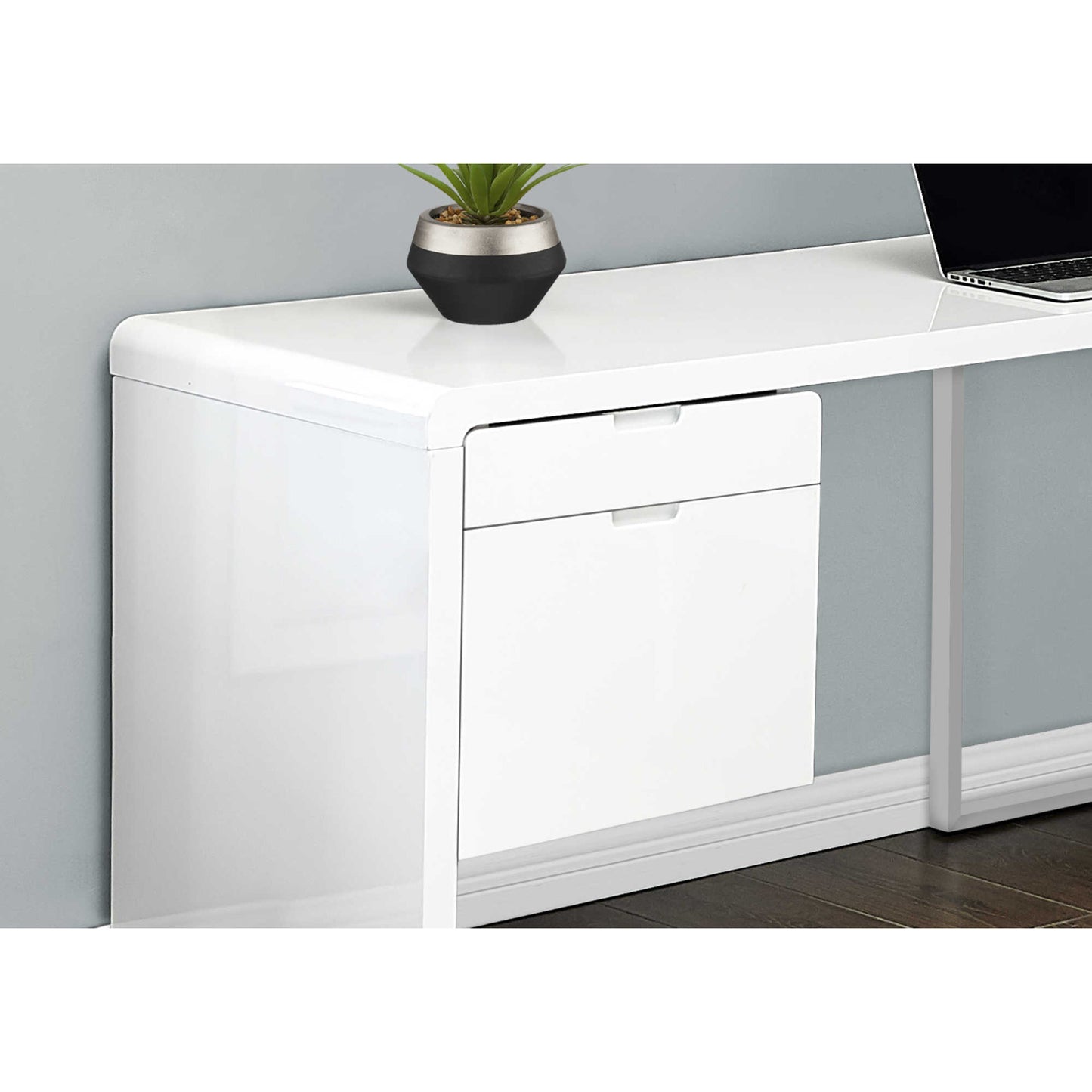 OFFICE DESK M7582 - White