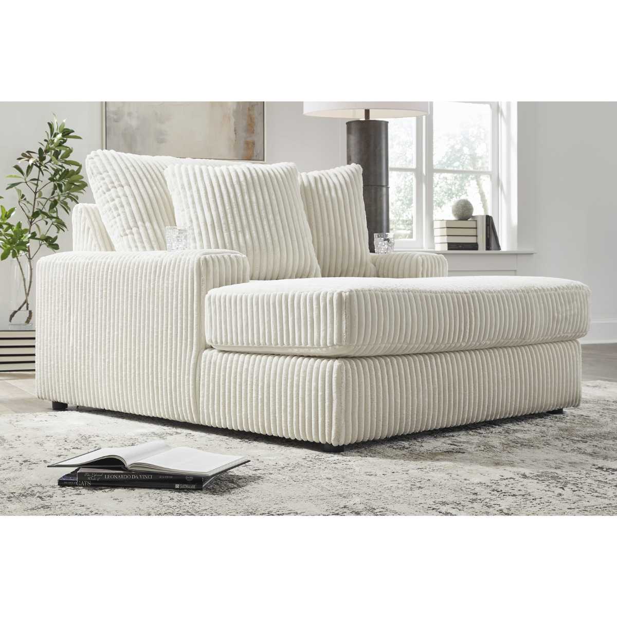 Lindyn Chaise by Ashley