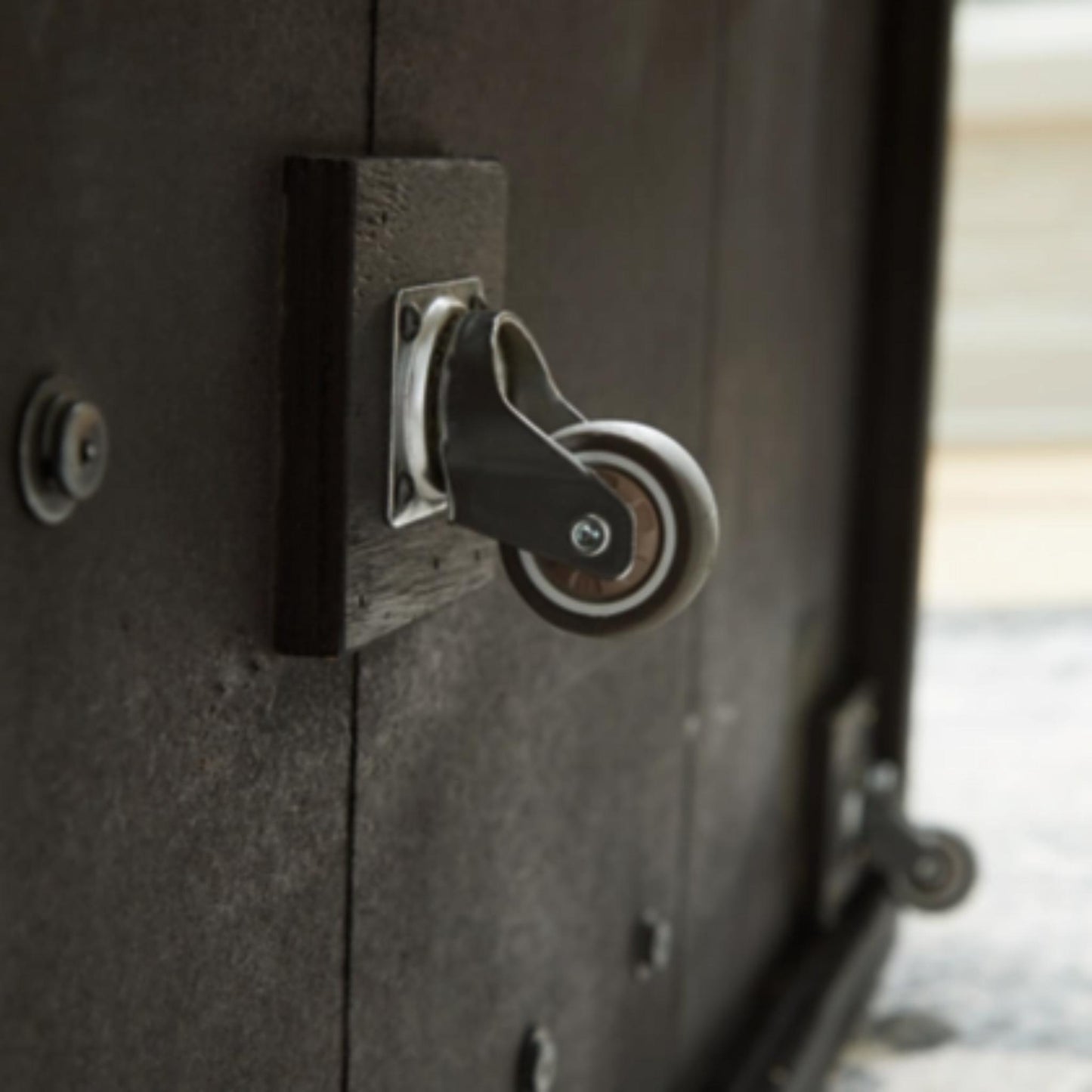 Bensonale 3pc Occasional Table Set - Brown & Gray