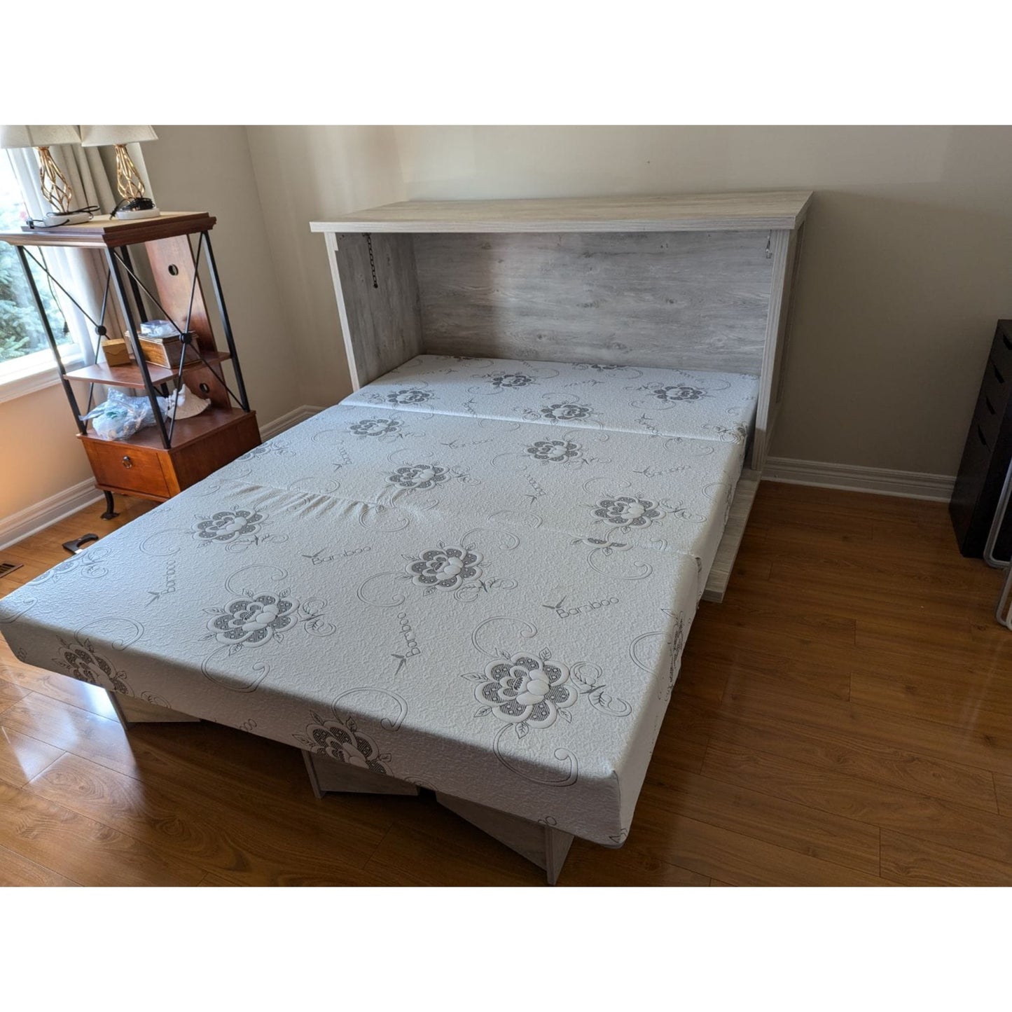 Queen Cabinet Bed With Mattress M 5050